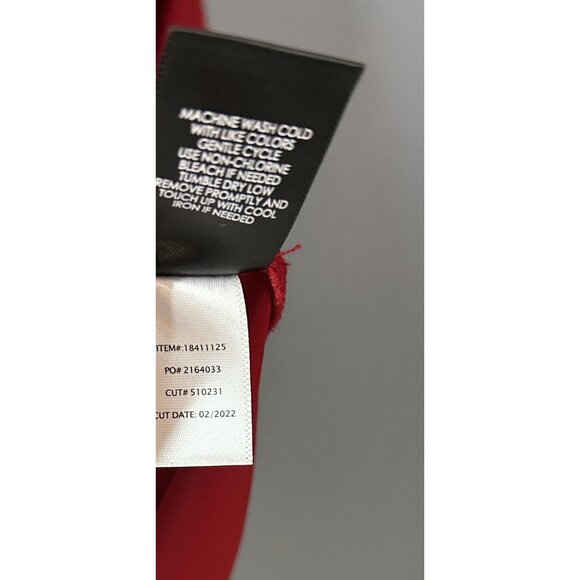 Torrid Harper Blouse Womens 3X Red Split Neck Roll Tab Sleeve High Low Hem - Picture 14 of 14